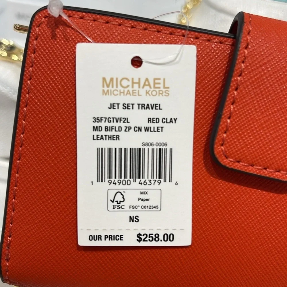 Michael Medium Crossgrain Leather Bifold Wallet Red Clay  NWT
